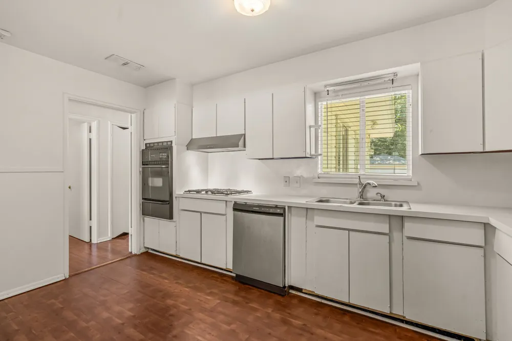 4509 Donnelly Avenue Fort Worth, TX 76107