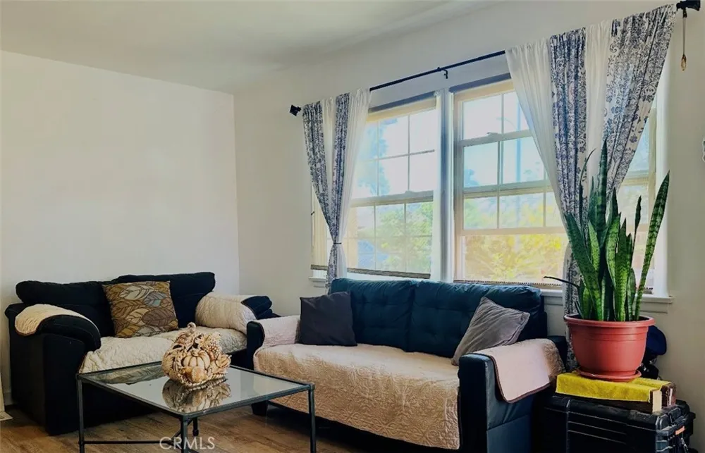1519 E Idahome West Covina, CA 91791
