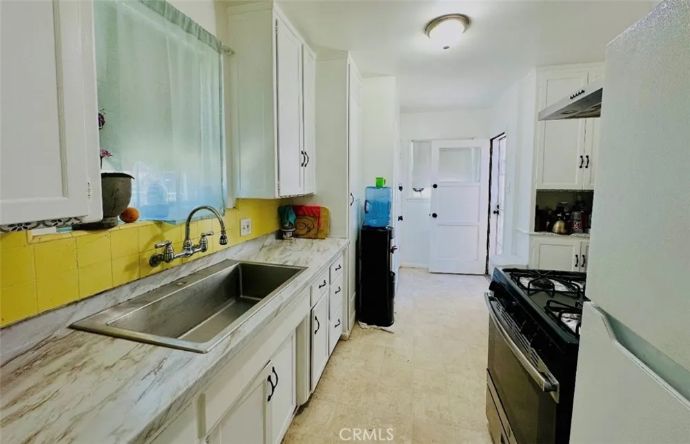 1519 E Idahome West Covina, CA 91791