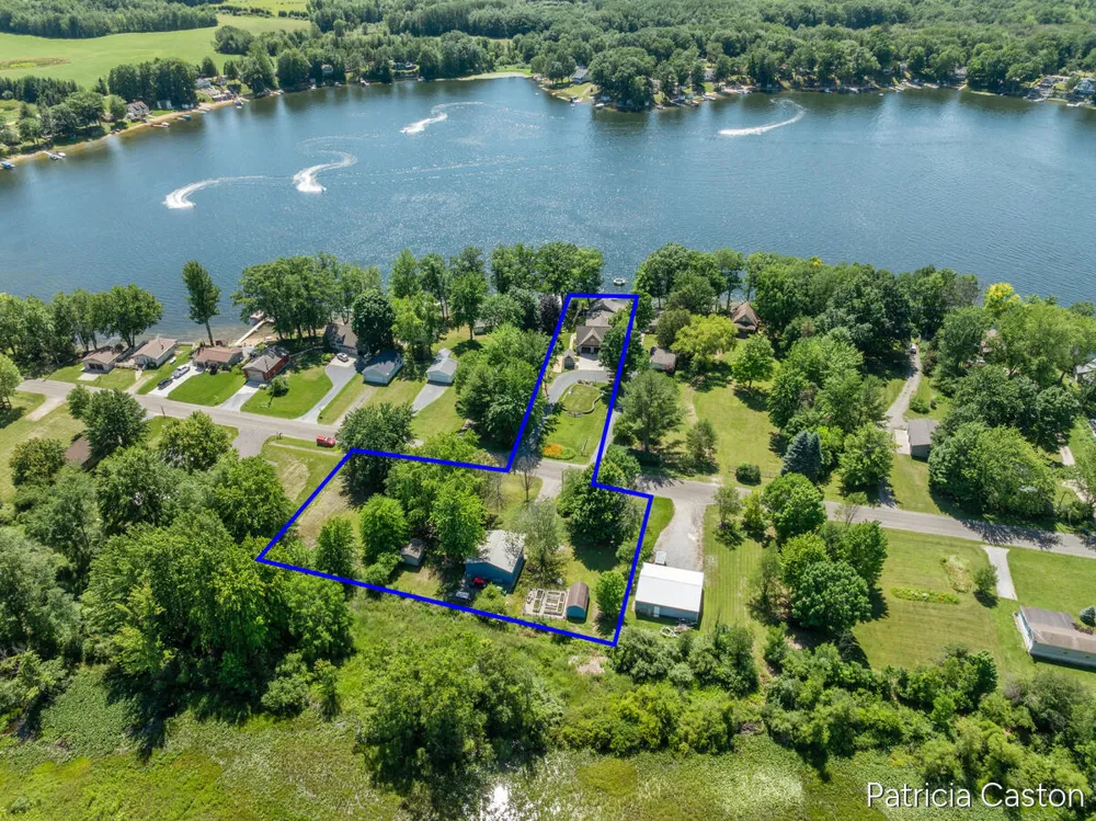 5295 S Eden Lake Road Eden Township, MI 49405