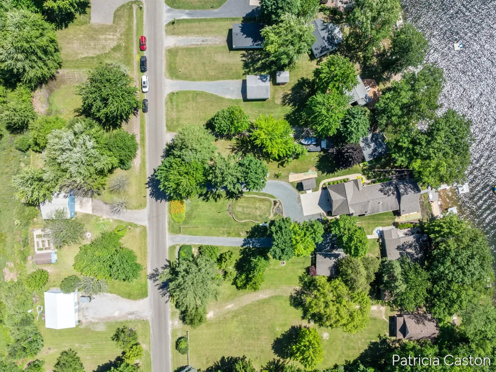 5295 S Eden Lake Road Eden Township, MI 49405