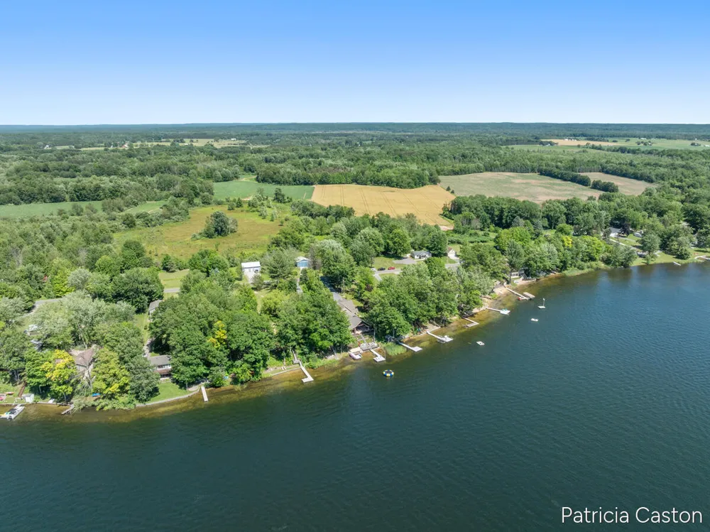 5295 S Eden Lake Road Eden Township, MI 49405