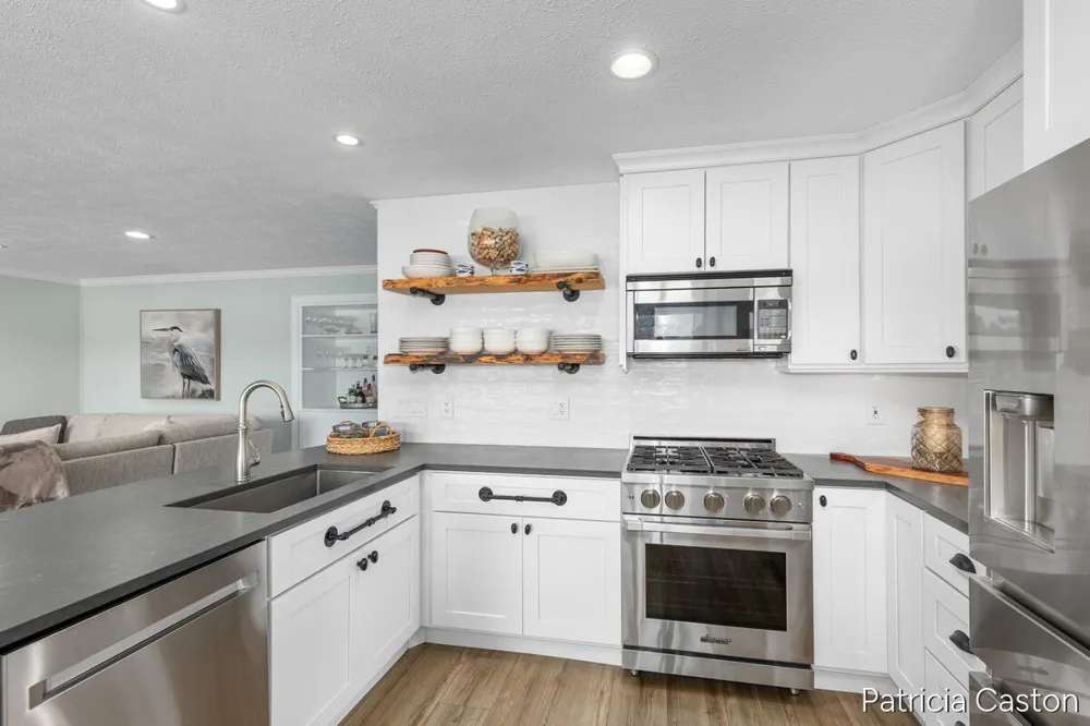 5295 S Eden Lake Road Eden Township, MI 49405