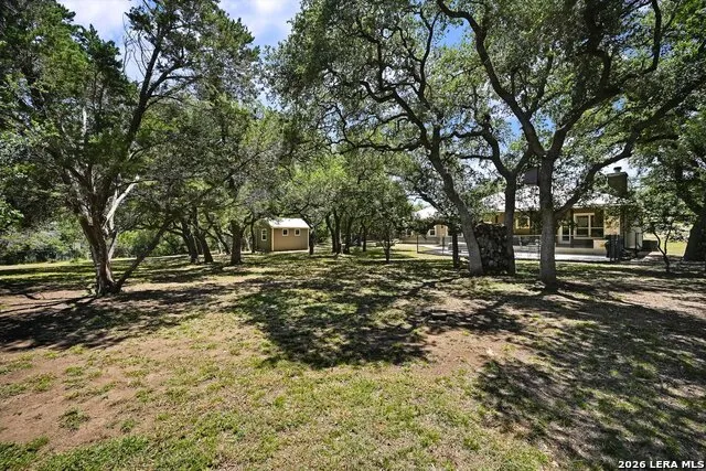 281 Kellog Fischer, TX 78623