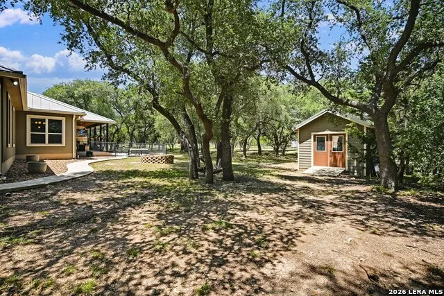 281 Kellog Fischer, TX 78623