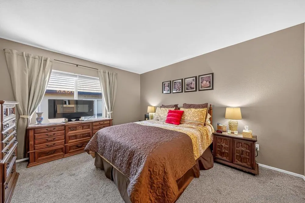 1860 Dr Chula Vista, CA 91913