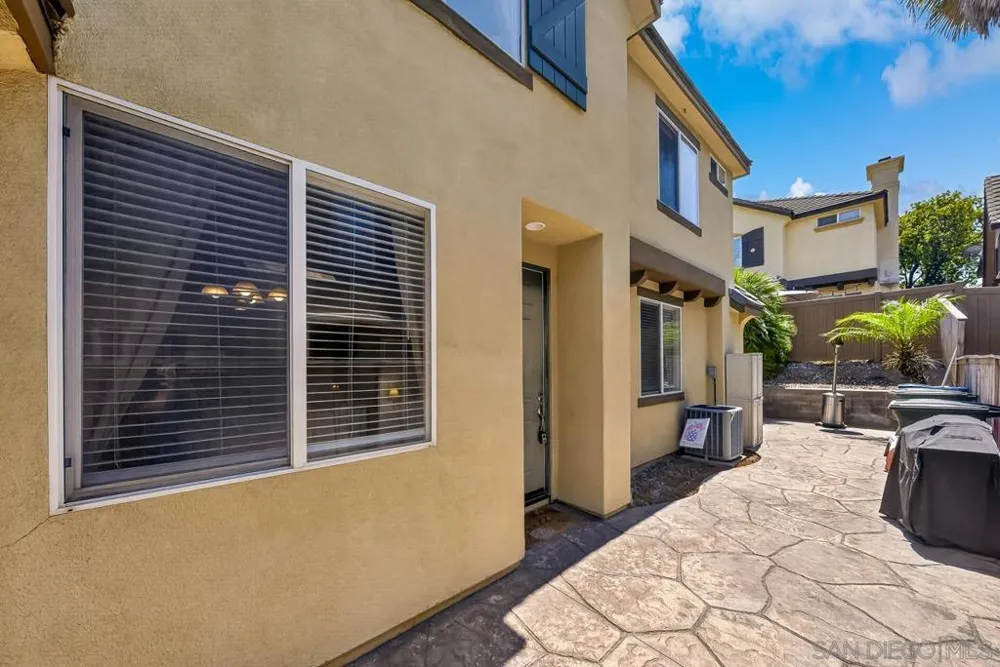 1860 Dr Chula Vista, CA 91913