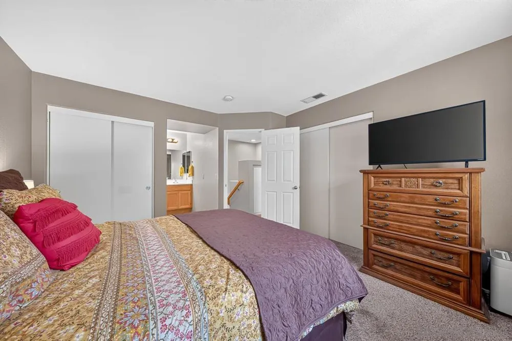 1860 Dr Chula Vista, CA 91913