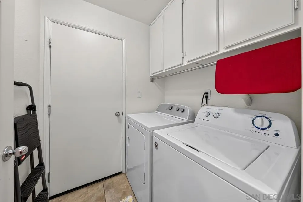 1860 Dr Chula Vista, CA 91913