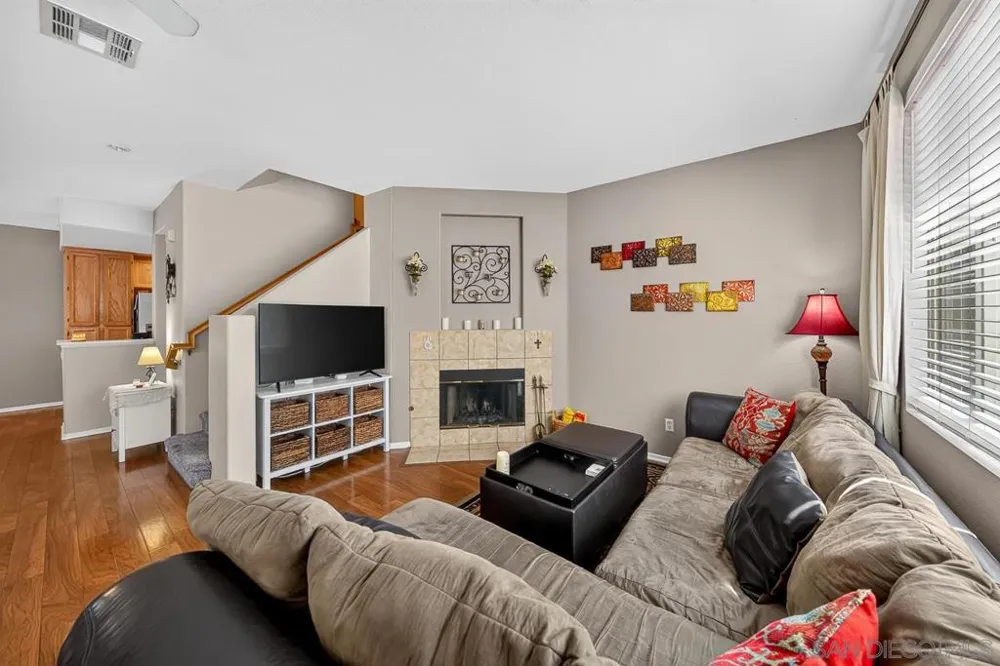 1860 Dr Chula Vista, CA 91913