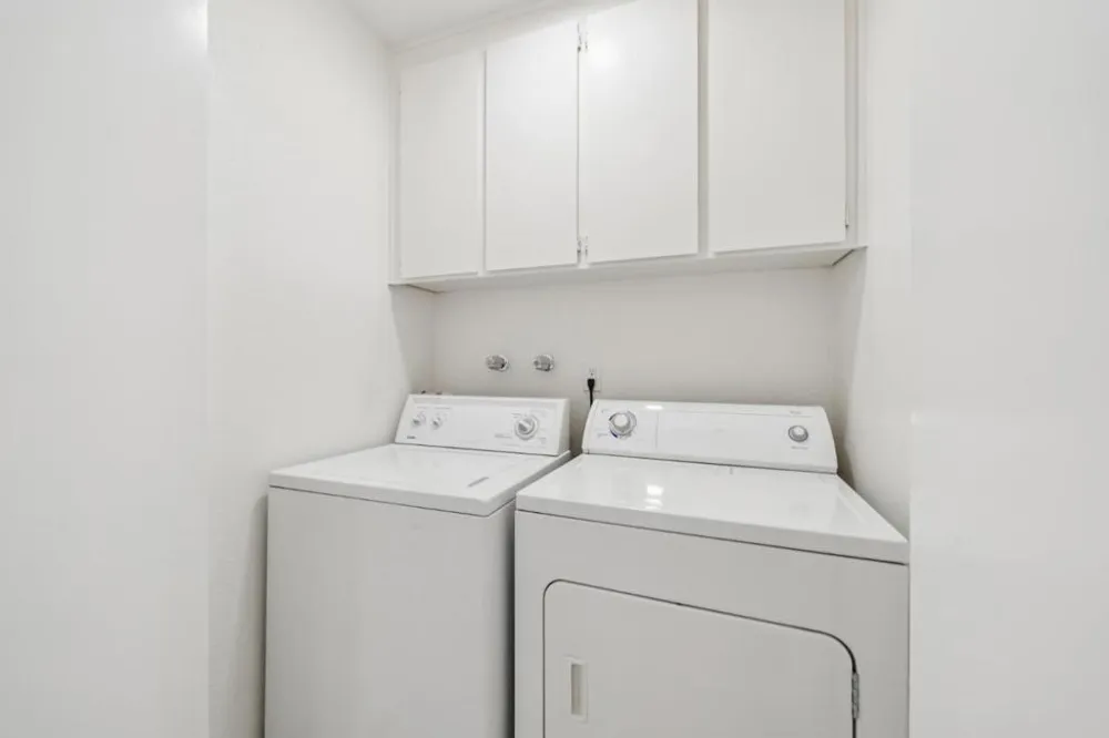 18899 Sara Park Circle Saratoga, CA 95070