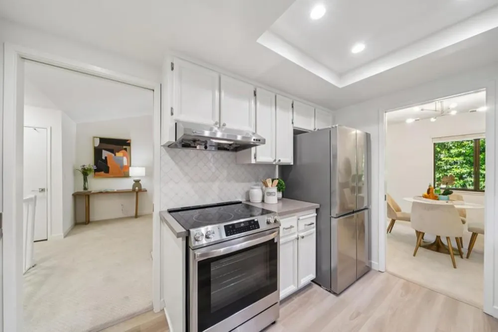 18899 Sara Park Circle Saratoga, CA 95070