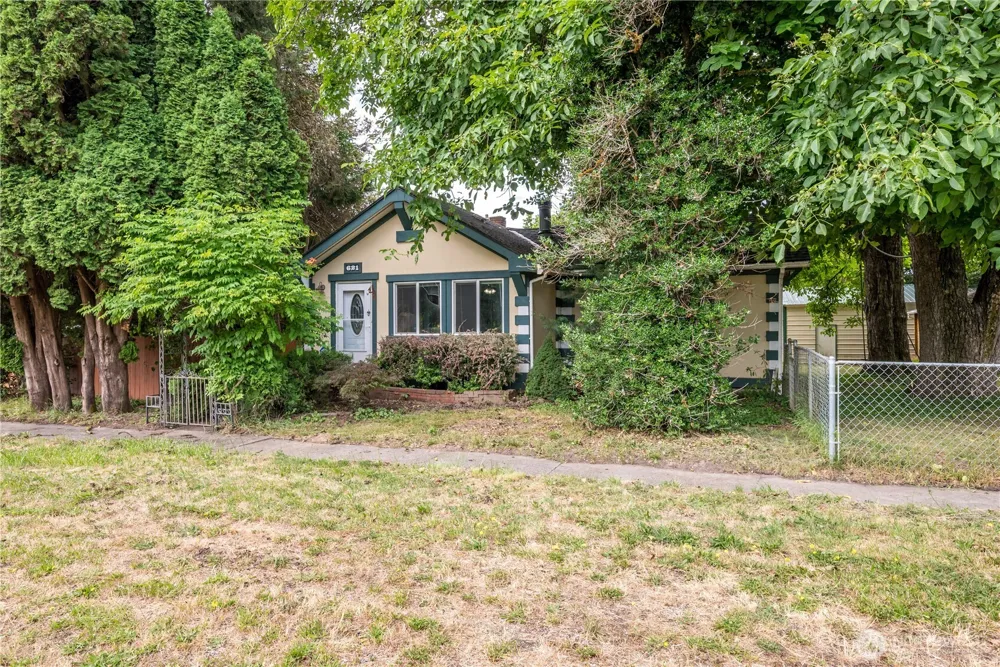 621 S Second Street Toledo, WA 98591