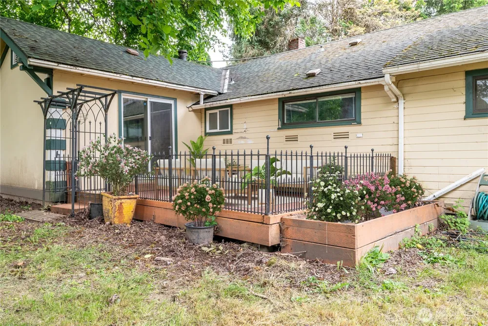 621 S Second Street Toledo, WA 98591