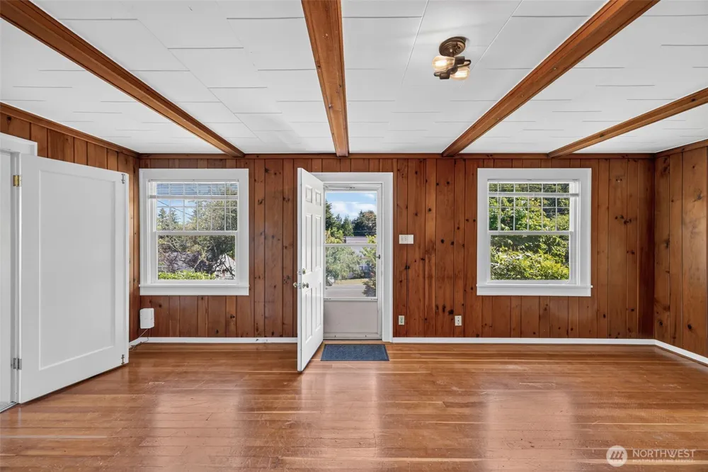 4417 Seahurst Avenue Everett, WA 98203