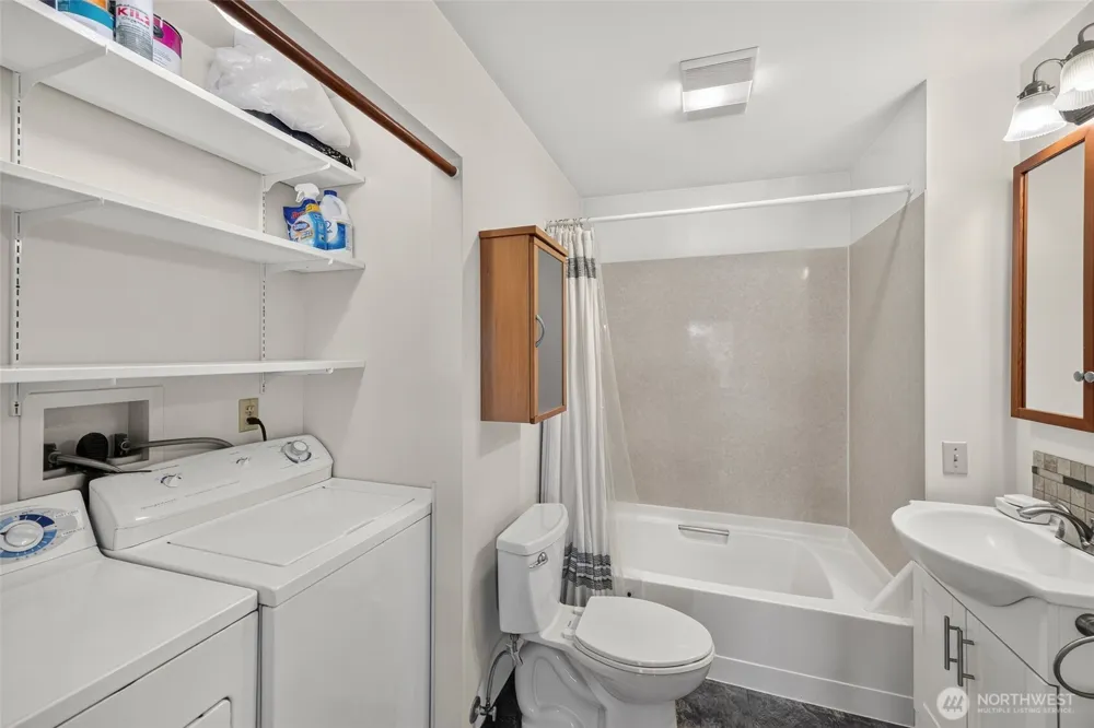 4417 Seahurst Avenue Everett, WA 98203
