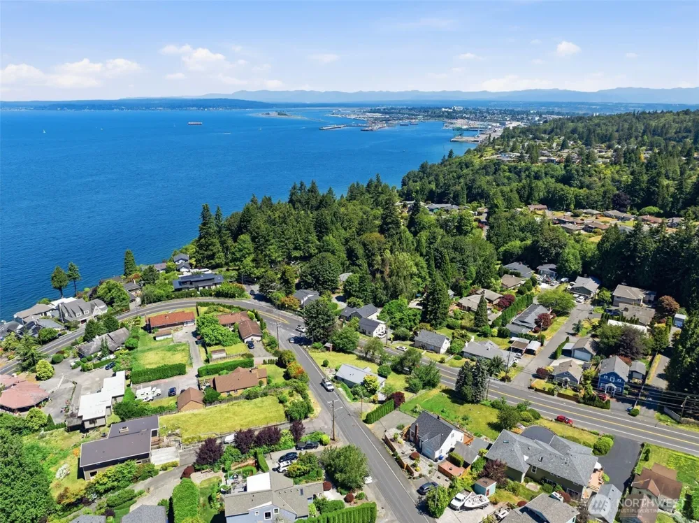 4417 Seahurst Avenue Everett, WA 98203