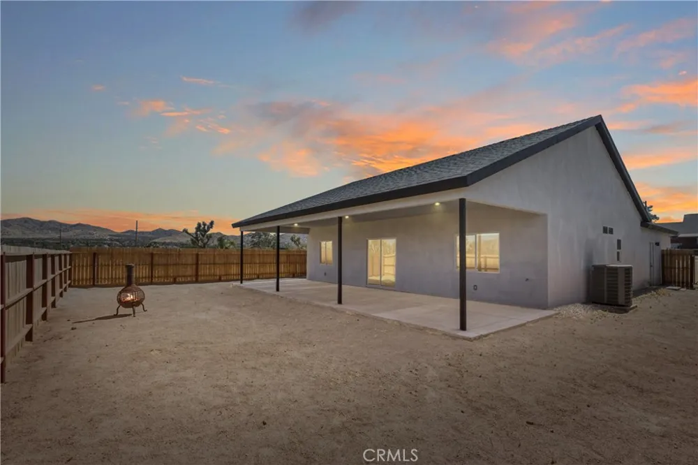7067 Mohawk Trail Yucca Valley, CA 92284