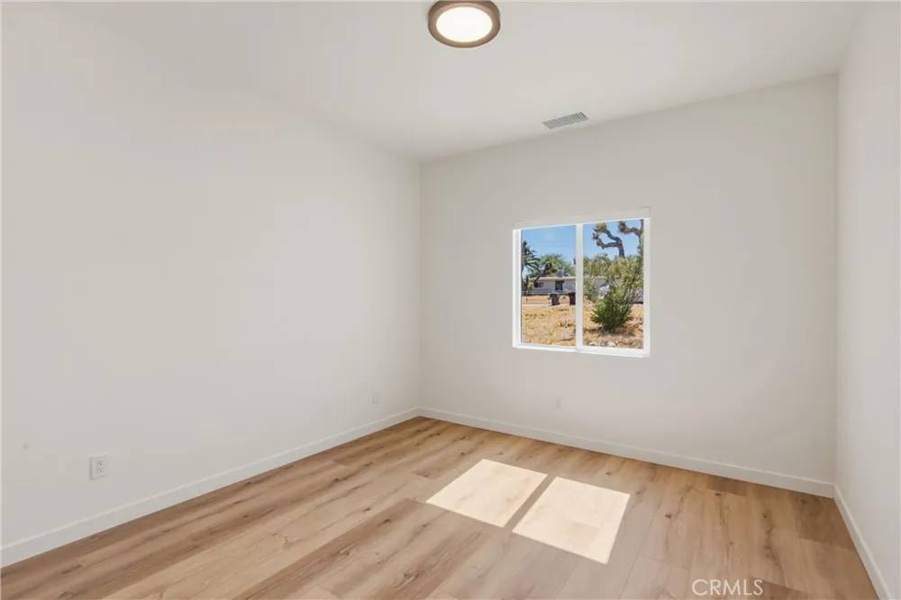 7067 Mohawk Trail Yucca Valley, CA 92284