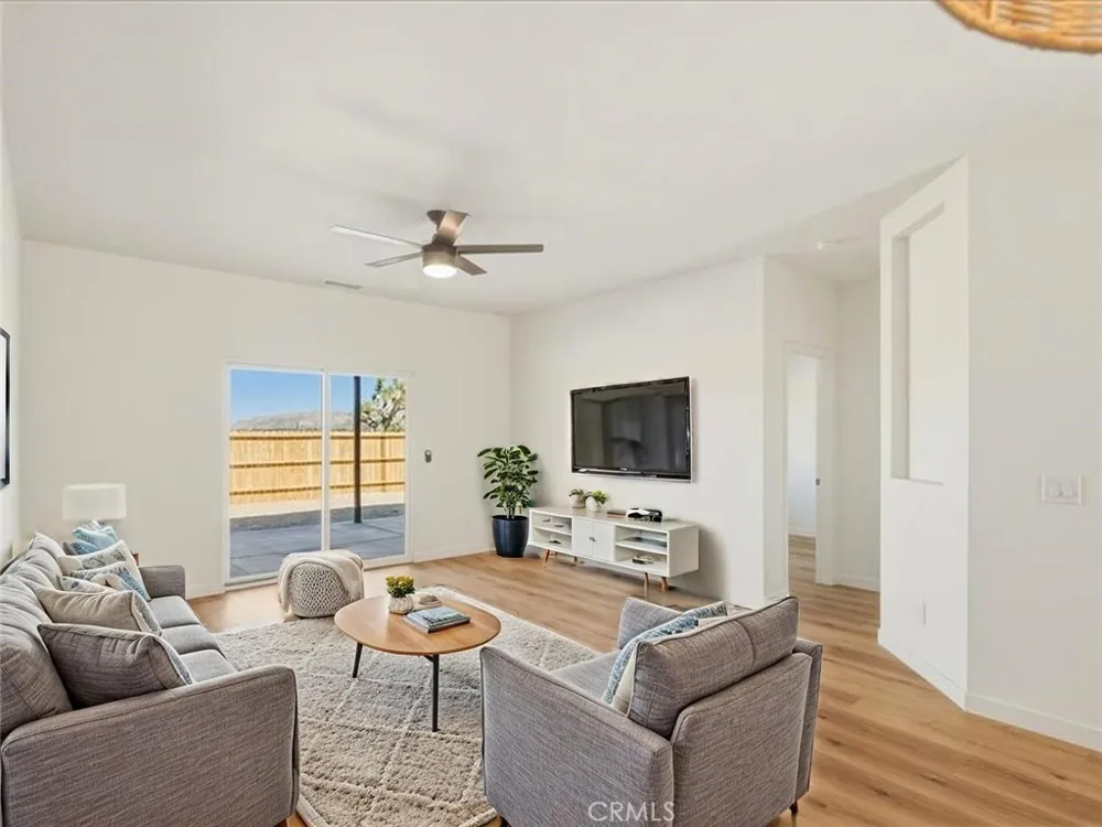 7067 Mohawk Trail Yucca Valley, CA 92284