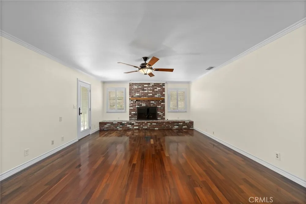 963 E Meda Glendora, CA 91741
