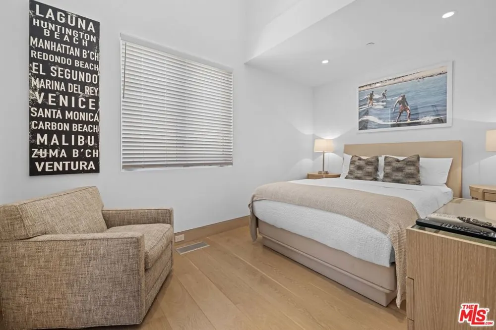24380 Malibu Road Malibu, CA 90265