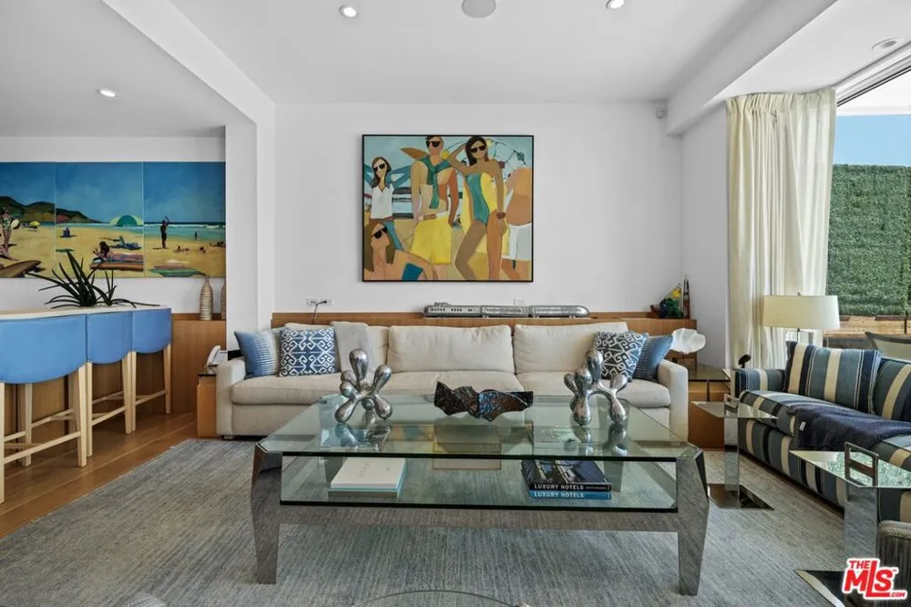 24380 Malibu Road Malibu, CA 90265
