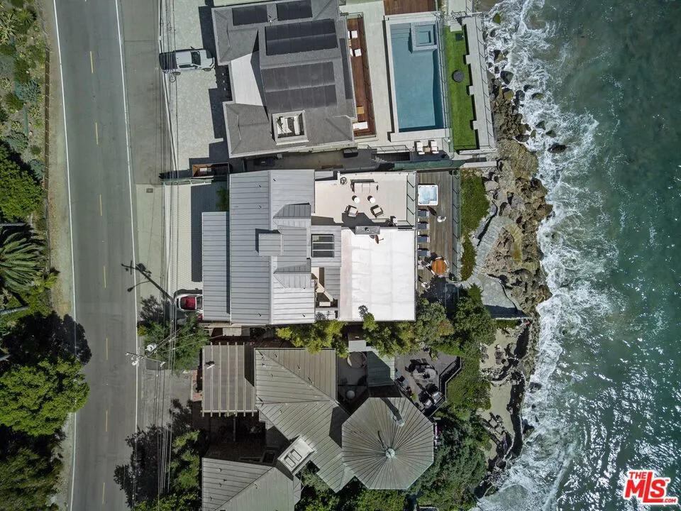 24380 Malibu Road Malibu, CA 90265