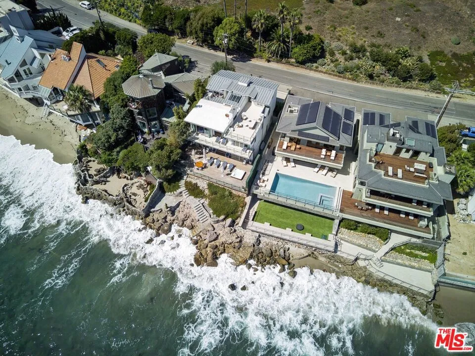 24380 Malibu Road Malibu, CA 90265