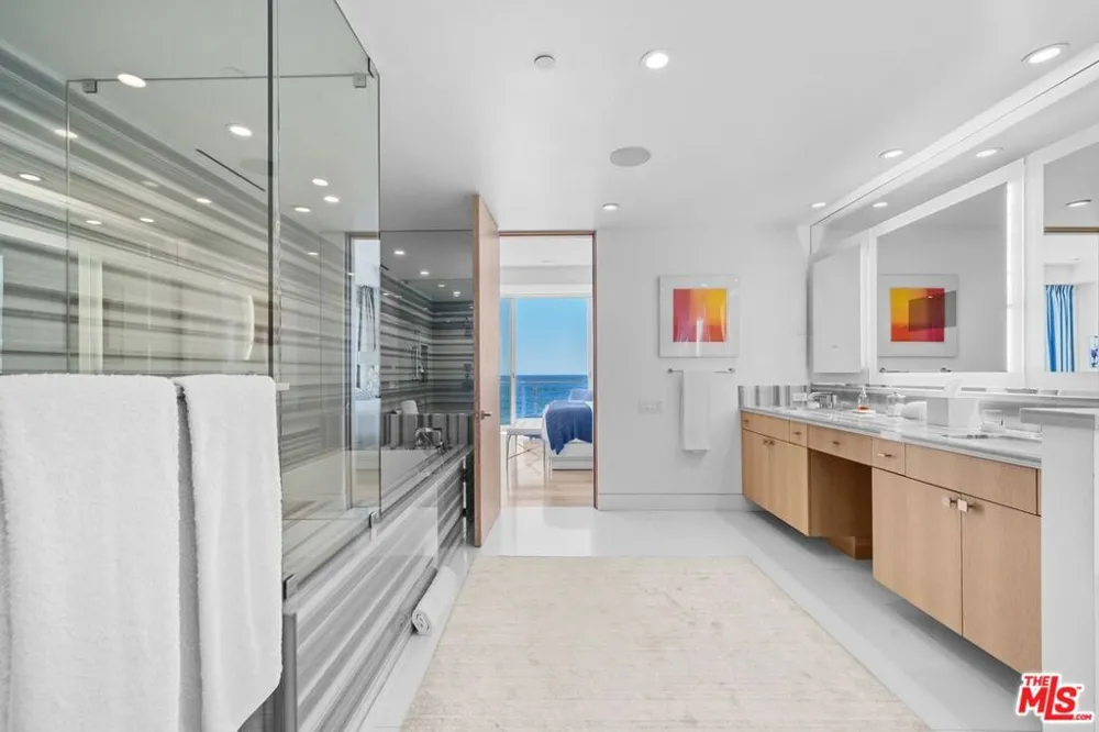 24380 Malibu Road Malibu, CA 90265