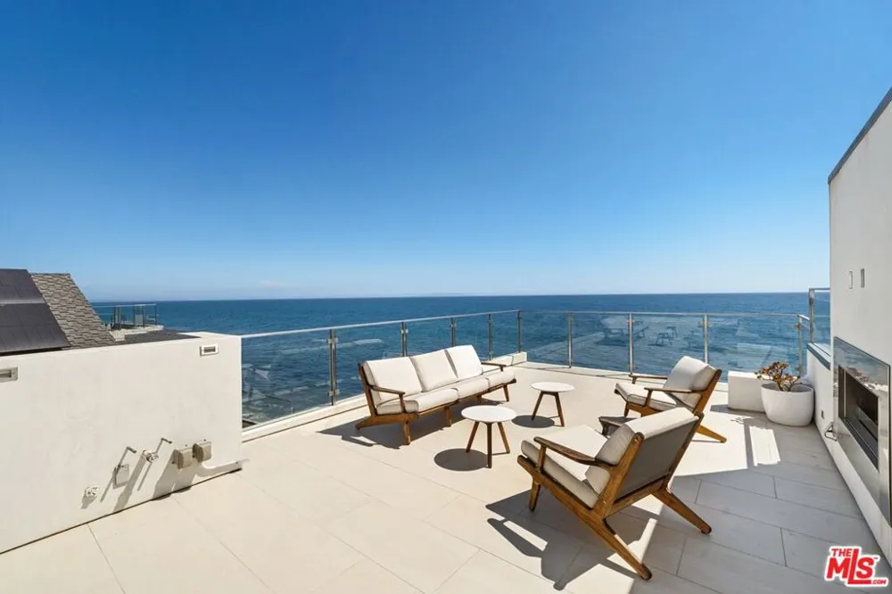 24380 Malibu Road Malibu, CA 90265