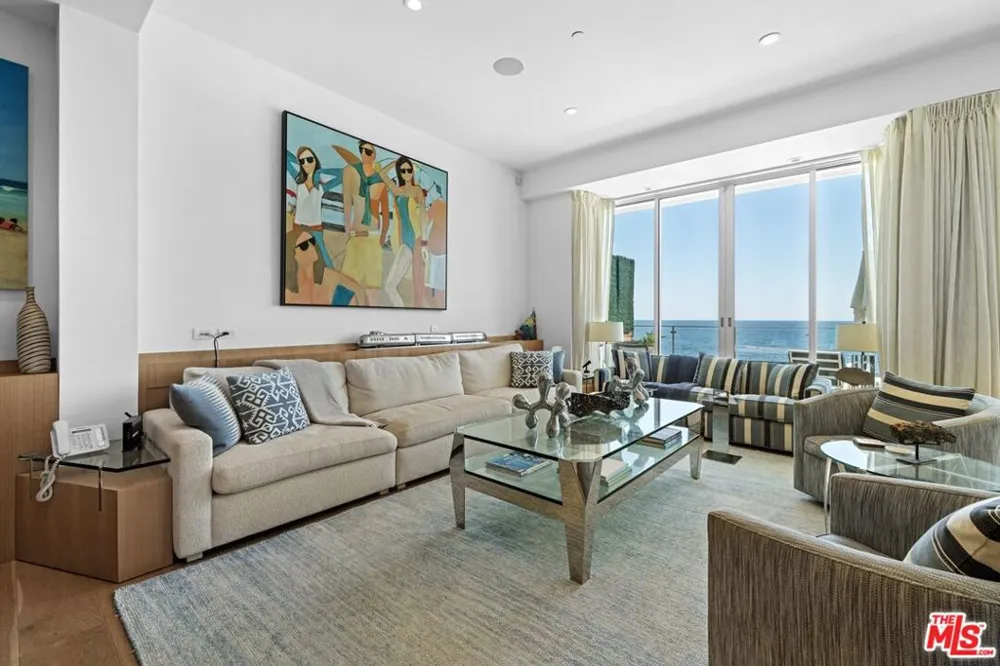 24380 Malibu Road Malibu, CA 90265
