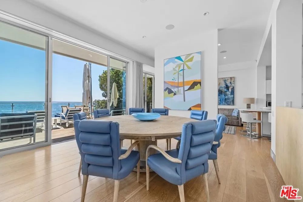 24380 Malibu Road Malibu, CA 90265