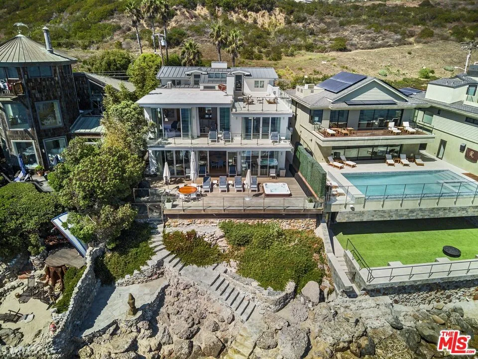 24380 Malibu Road Malibu, CA 90265