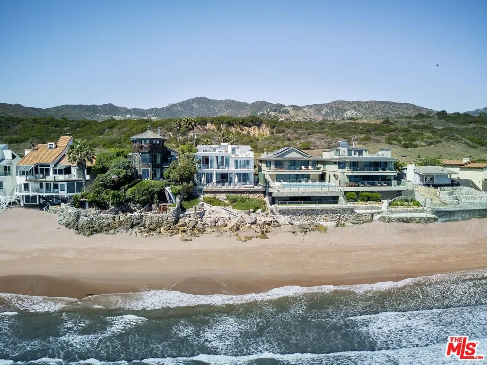 24380 Malibu Road Malibu, CA 90265