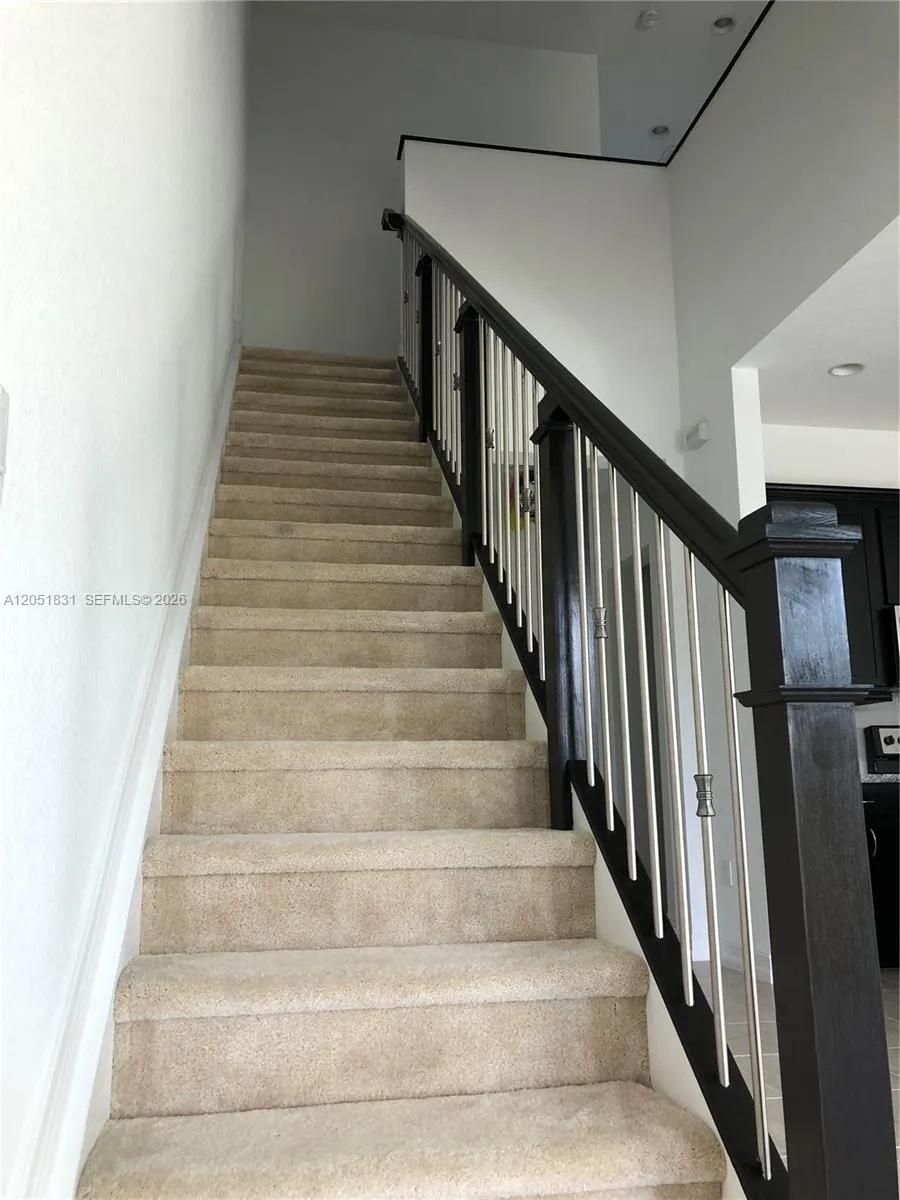 11566 SW 13th Ln Pembroke Pines, FL 33025
