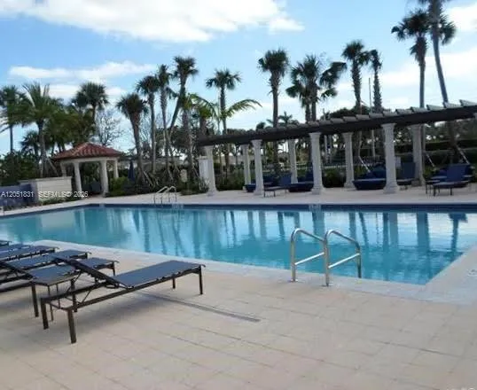 11566 SW 13th Ln Pembroke Pines, FL 33025