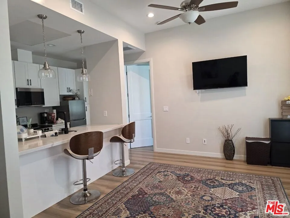 2503 Phelan Lane Redondo Beach, CA 90278