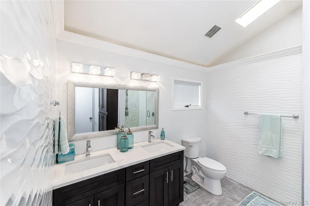 2590 Riverside Drive Wantagh, NY 11793