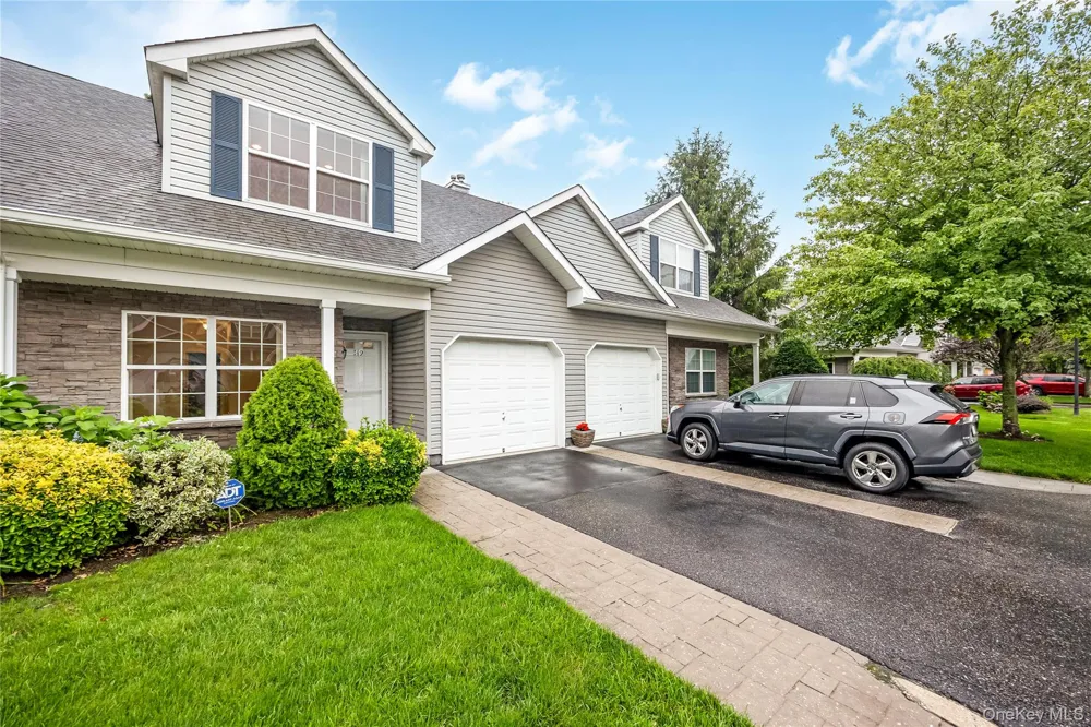 149 Maya Circle Central Islip, NY 11722
