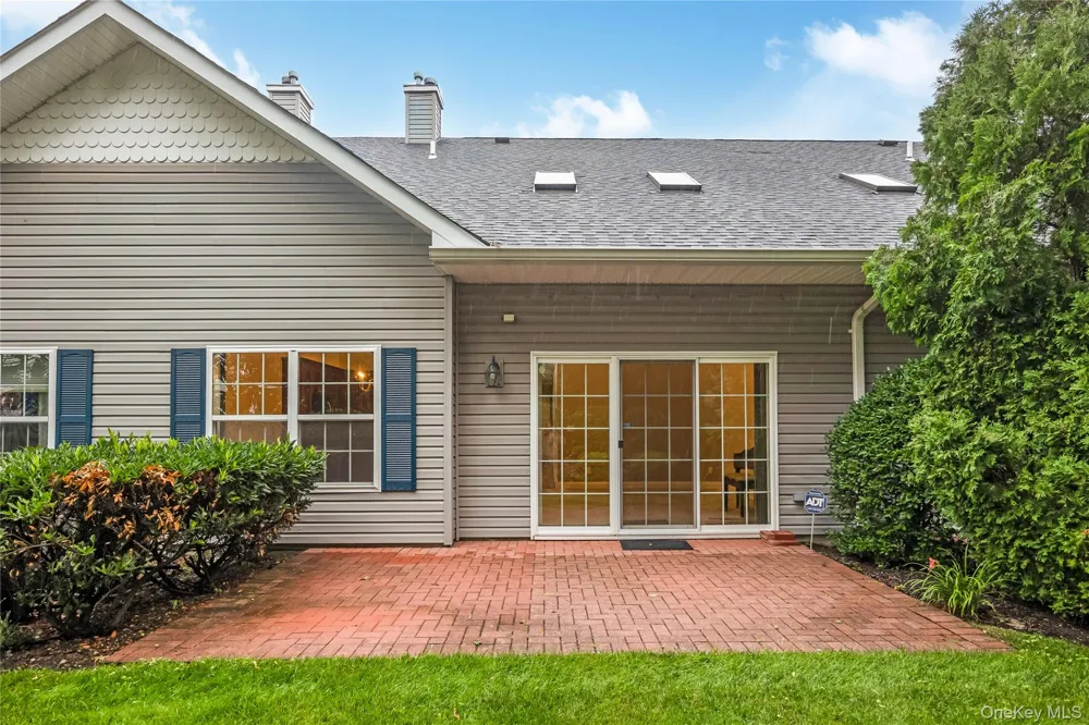 149 Maya Circle Central Islip, NY 11722