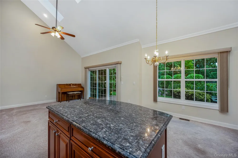 149 Maya Circle Central Islip, NY 11722