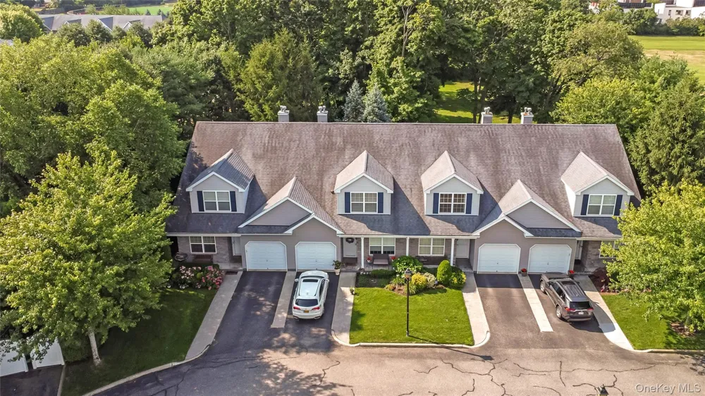 149 Maya Circle Central Islip, NY 11722