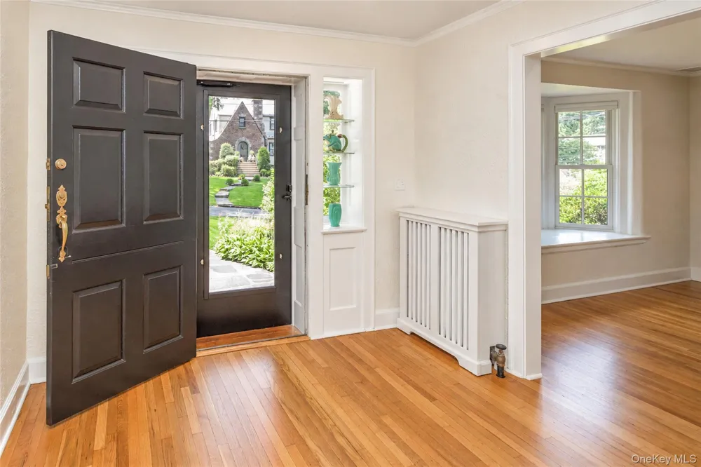 190 Douglas Place Mount Vernon, NY 10552