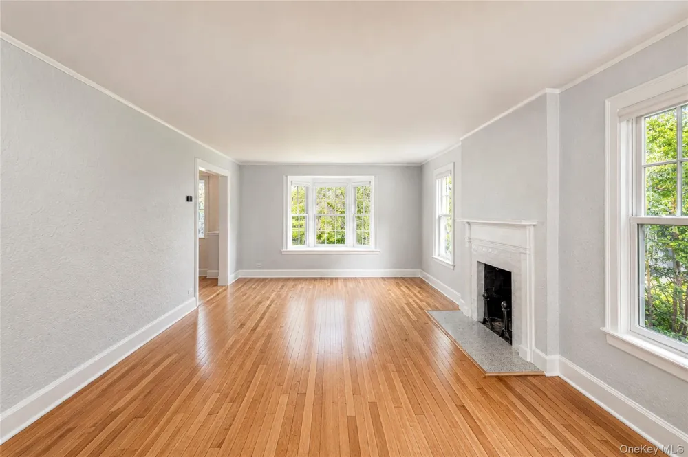 190 Douglas Place Mount Vernon, NY 10552