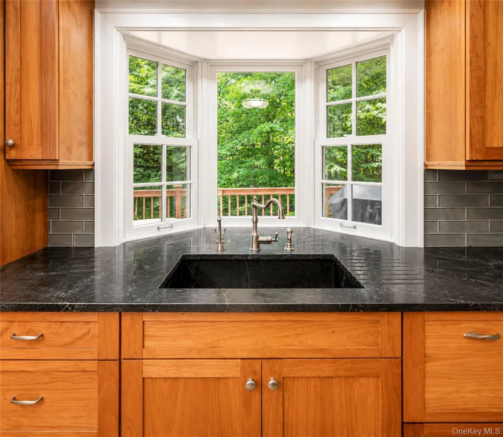 190 Douglas Place Mount Vernon, NY 10552