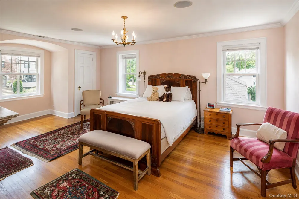 190 Douglas Place Mount Vernon, NY 10552