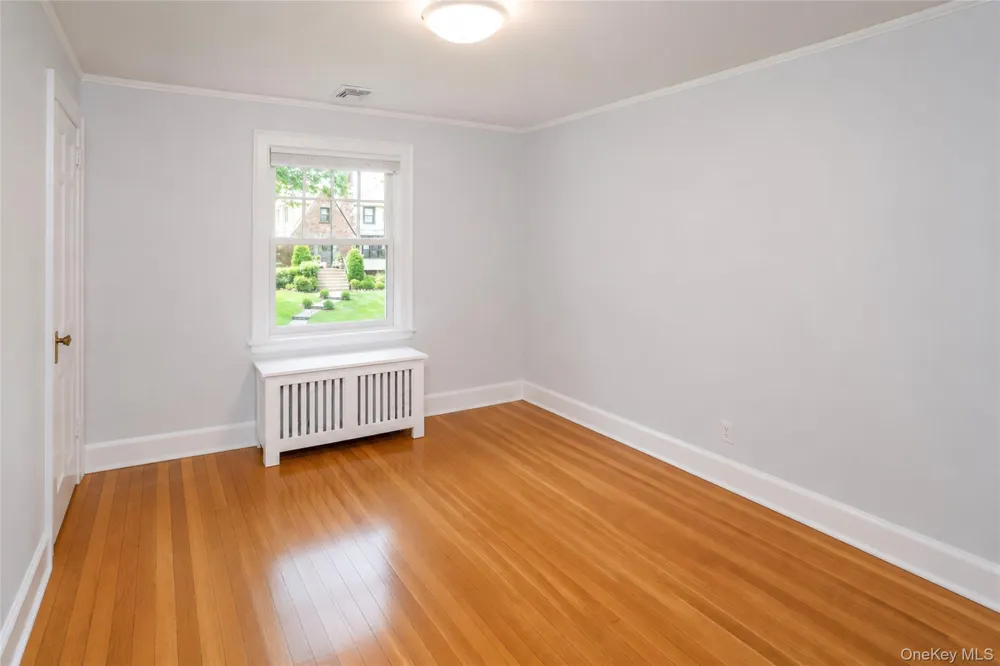 190 Douglas Place Mount Vernon, NY 10552