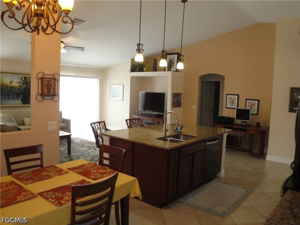SE 1st Street Cape Coral, FL 33990
