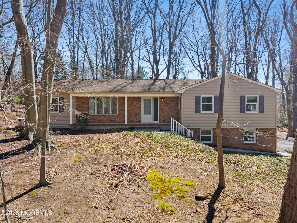 12 Stilwell Drive Holmdel, NJ 07733